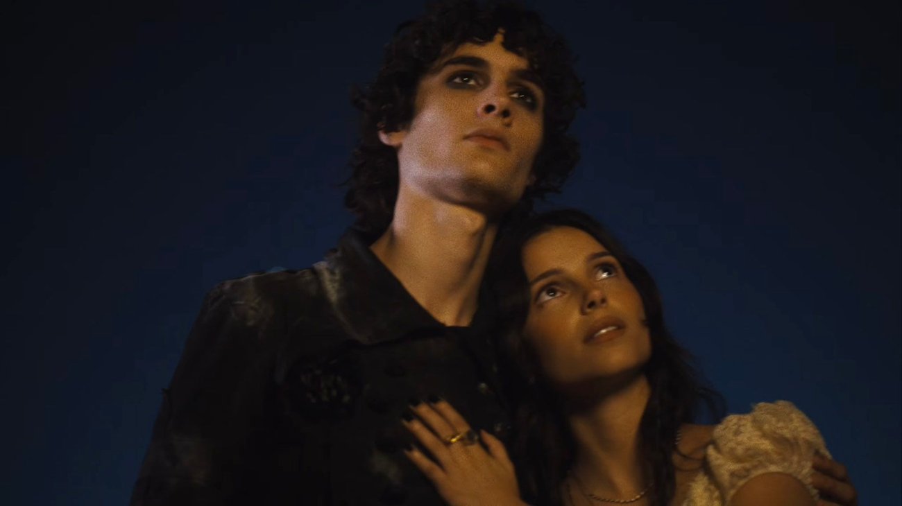 Sombr lanza videoclip con estrellas de 'Obsession' y 'Off Campus'
