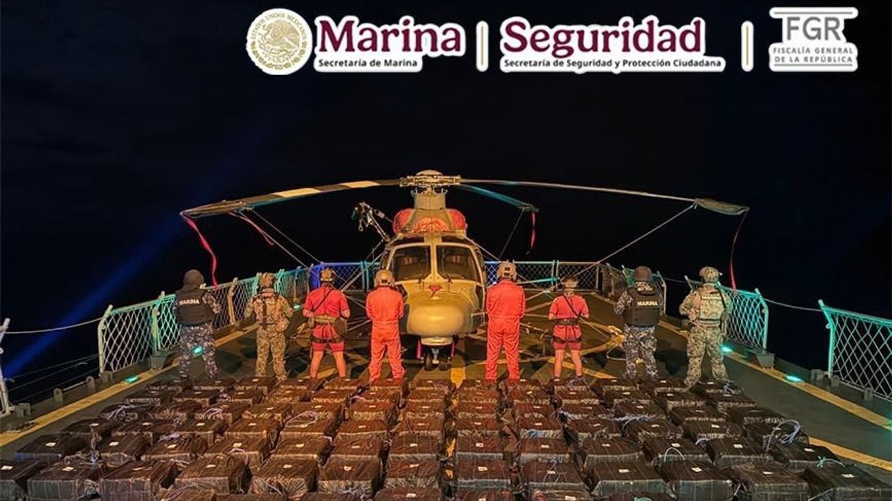 Marina asegura casi tres toneladas de cocaína en el Pacífico