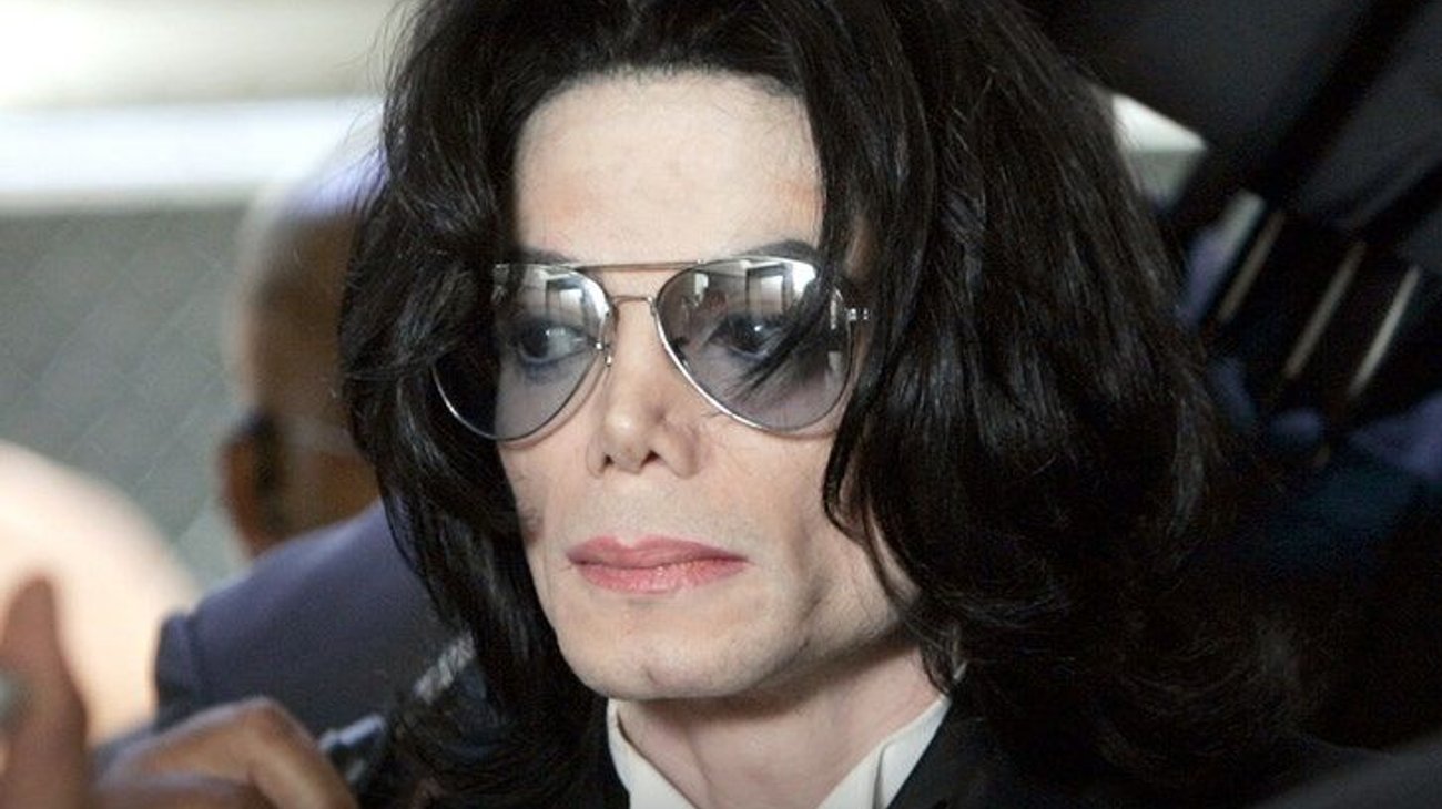 Demanda contra patrimonio de Michael Jackson irá a arbitraje