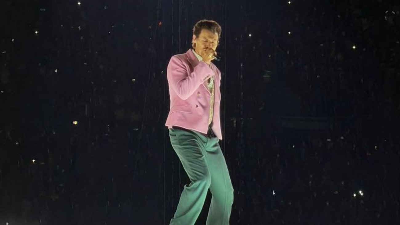 Harry Styles celebra 16 años de carrera en concierto de México