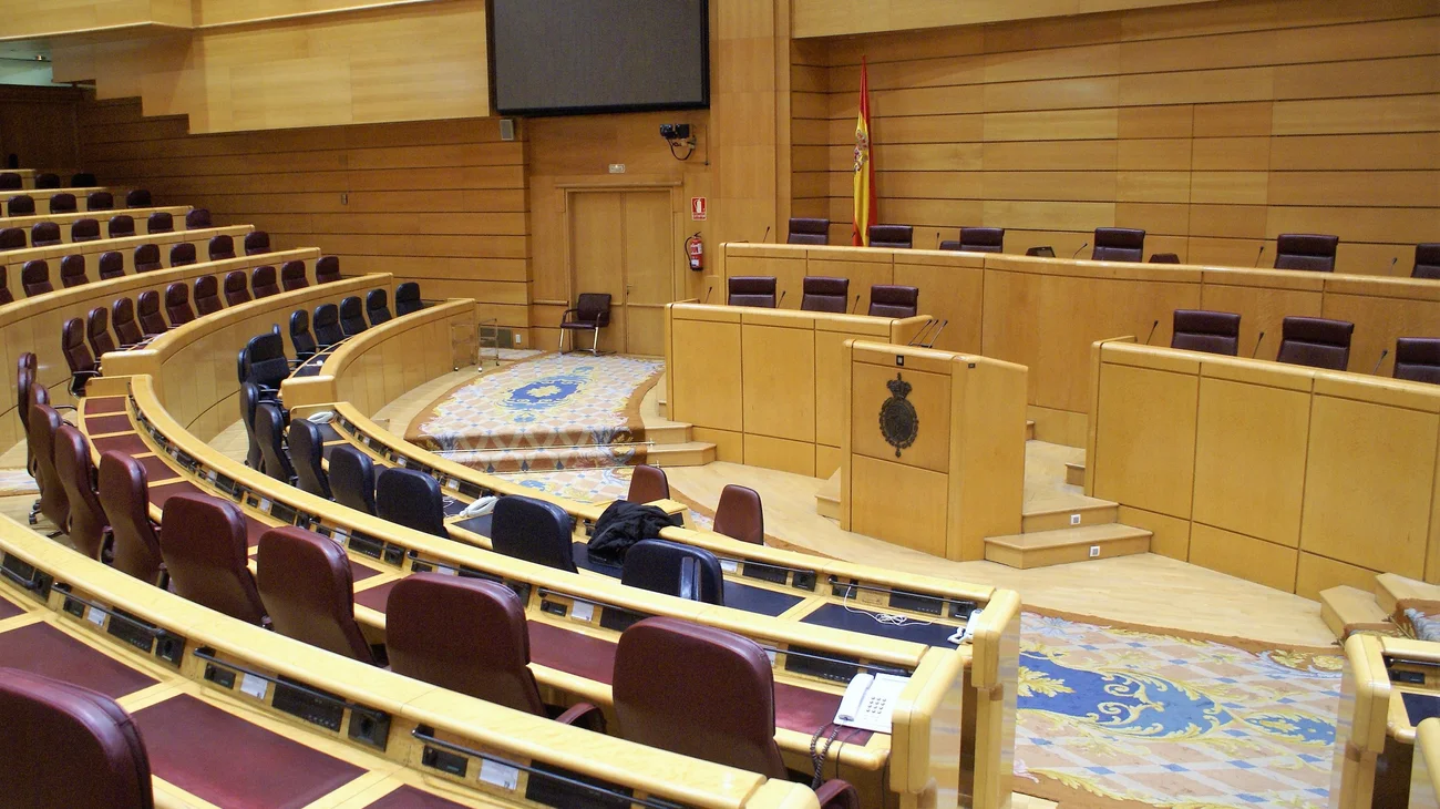 Hemiciclo_del_nuevo_edificio_del_Senado_de_Espana_2012_81685e475e