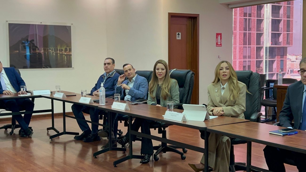 Piden menos deuda, pero siguen sin presupuesto