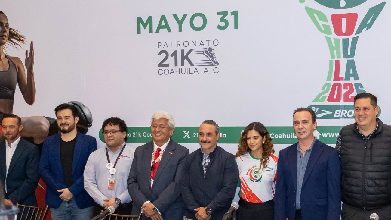 Presentan playera, medalla y fecha de la carrera 21K Coahuila