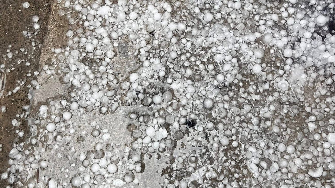 Sorprende granizo al sur de Saltillo y zona rural