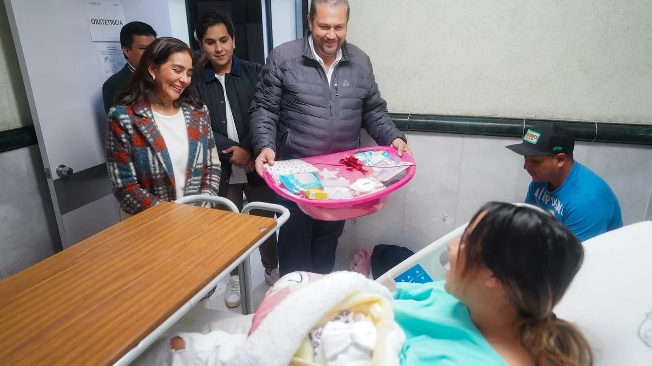 Tomás Gutiérrez visita los hospitales de Ramos Arizpe