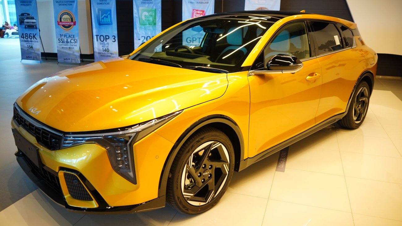 Nuevo León mantiene liderazgo nacional en vehículos ligeros