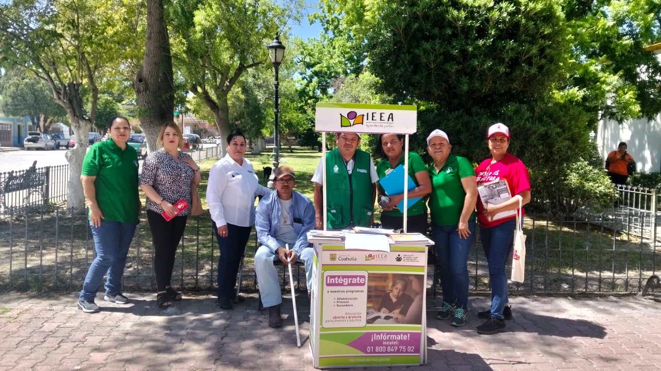 Campañas educativas atienden a 200 personas en rezago en Parras