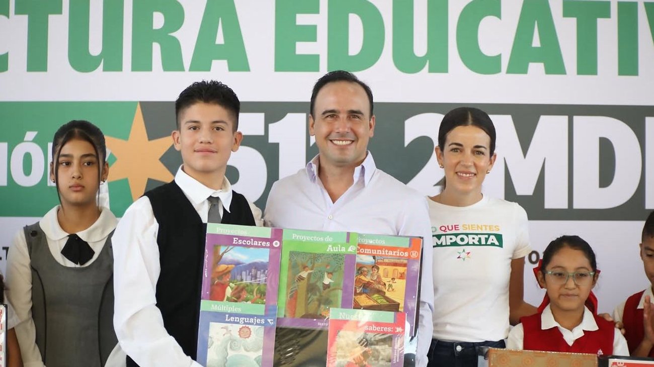 Coahuila entrega útiles a más de 500 mil estudiantes