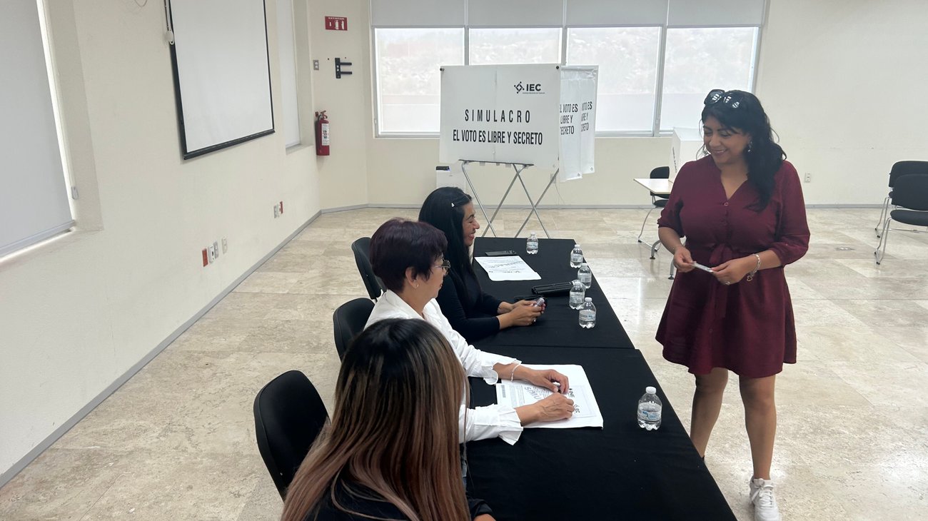 Mujeres lideran lista nominal rumbo a elección en Coahuila