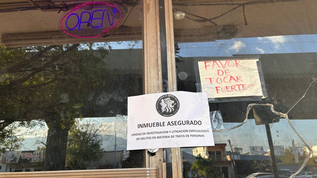 Aseguran salas de masajes por presunta trata de personas