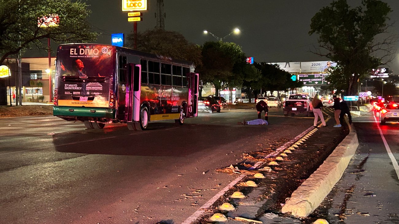 Muere hombre atropellado en avenida Garza Sada