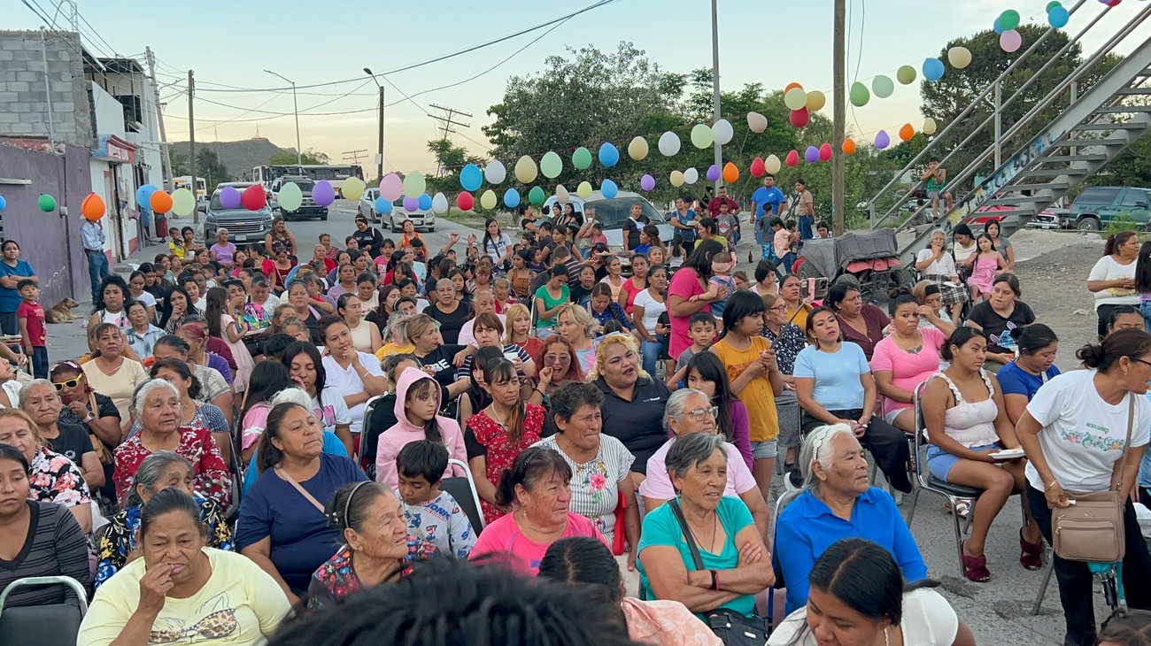 UNTA celebra a madres en Tanquecito con fiesta vecinal