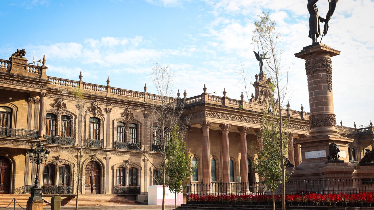 Avanza Nuevo León con reforestación en Monterrey y Guadalupe