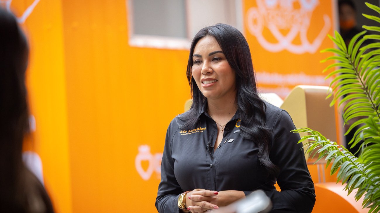 Ale Morales logra apoyos por 3.3 mdp para aparatos auditivos