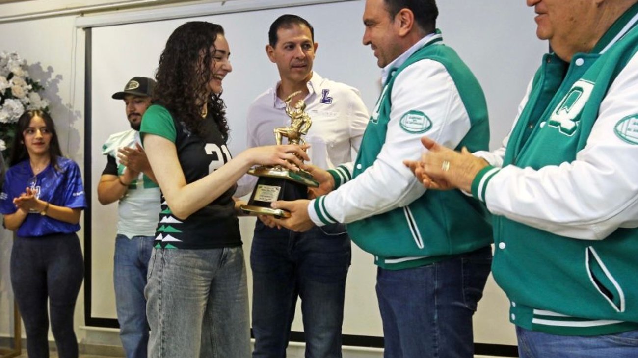 Rinden homenaje póstumo al Coach Francisco Tobias Mahbub 