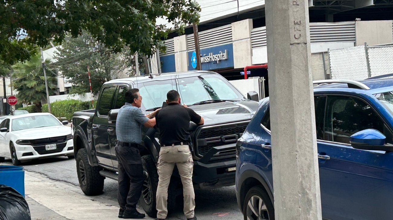 Cercan ministeriales Hospital Swiss tras ingreso de Lobatón