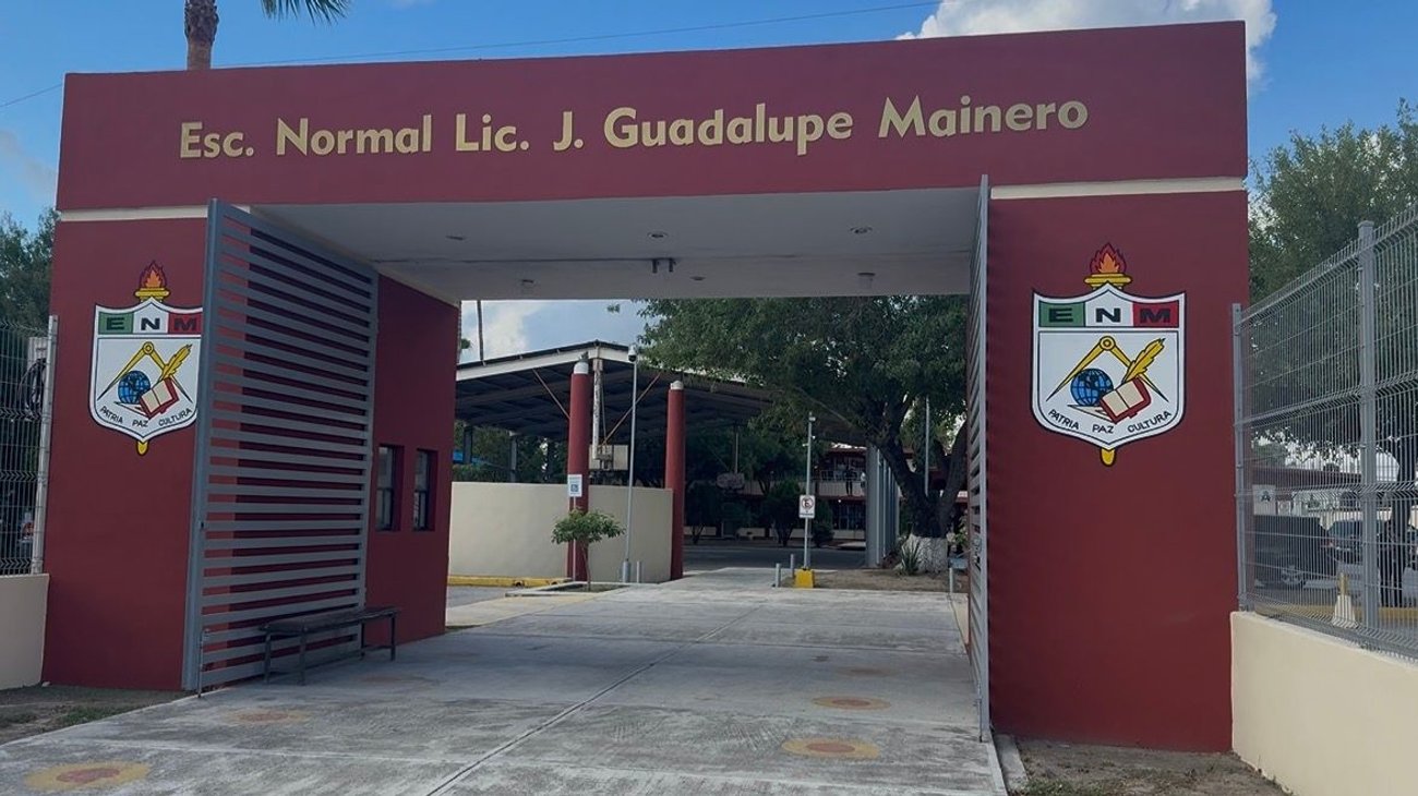 Estudiantes de Normal Mainero exigen clases completas