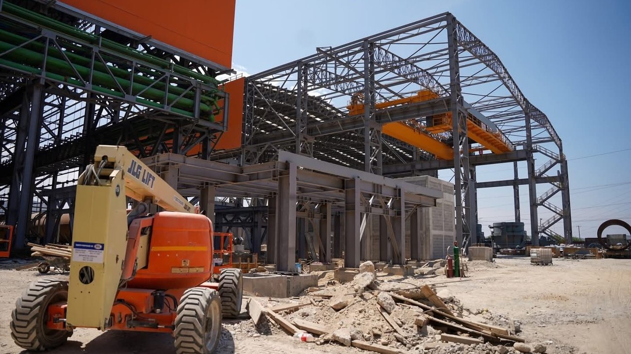 Proyecta planta de DeAcero como la mayor productora de acero