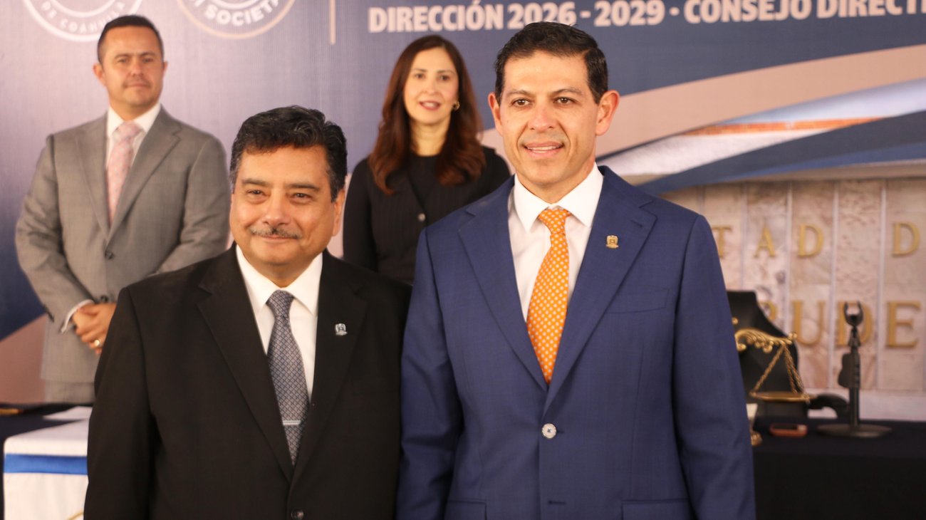 Óscar Nájera Davis asume dirección de Jurisprudencia de UAdeC