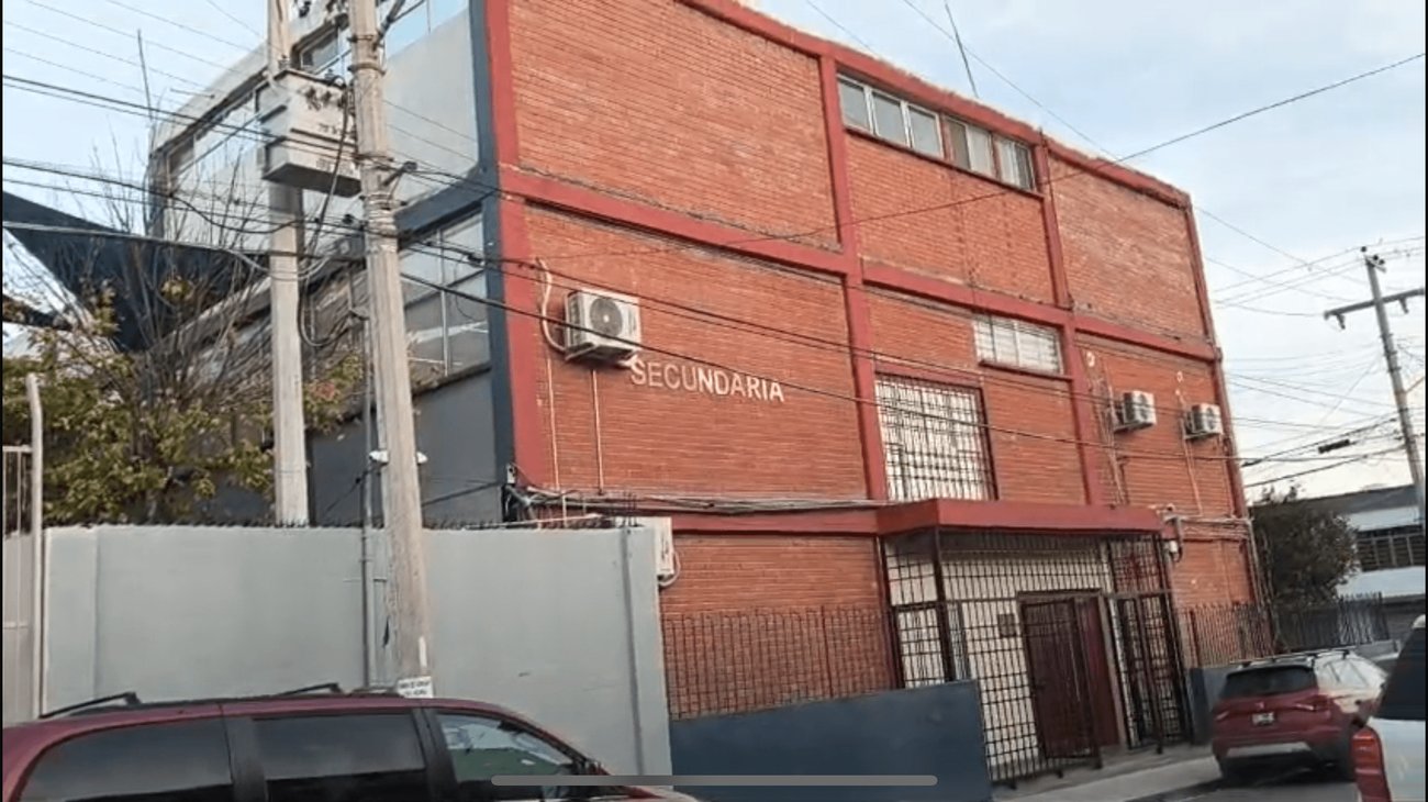 Preocupa falta de supervisión en la secundaria María Álvarez