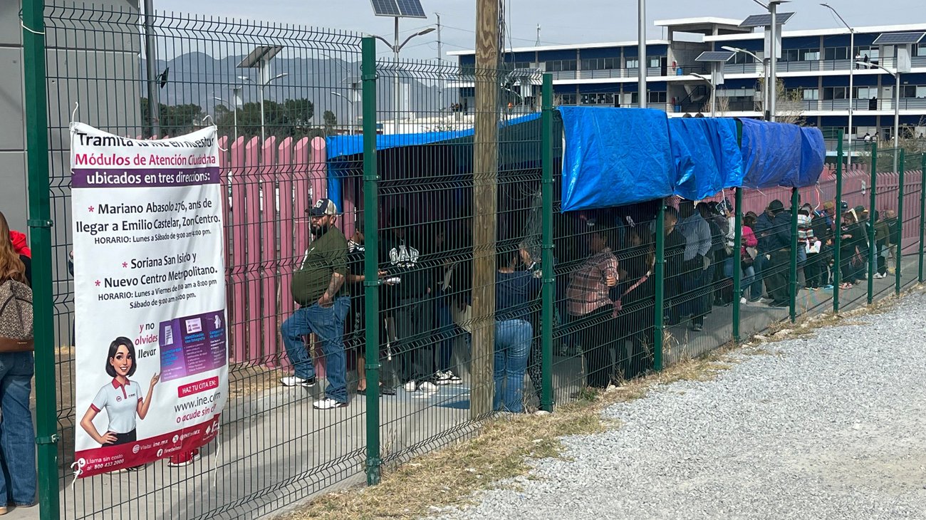 Maratónica jornada en módulos del INE en Coahuila
