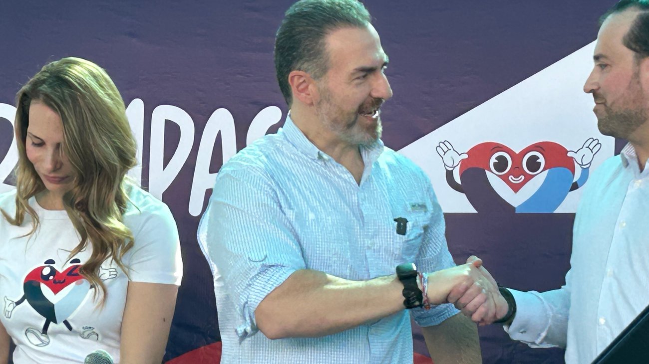 Haya o no presupuesto, Monterrey garantiza sus programas: Adrián