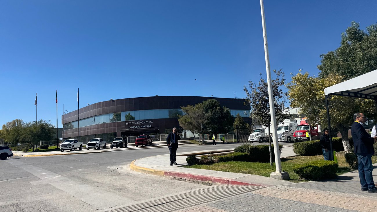 Desmienten autoridades despido masivo en Stellantis Saltillo
