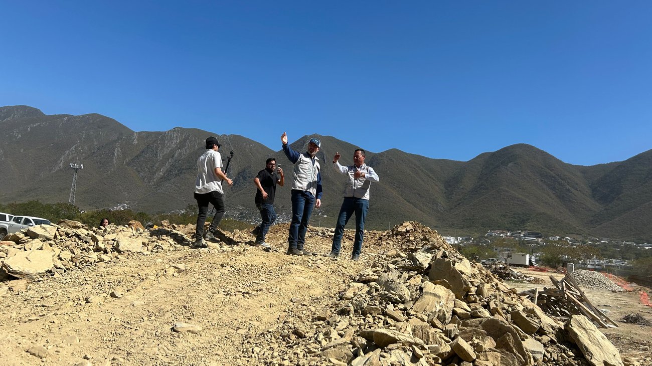 Adrián de la Garza supervisa obras en El Huajuco; avanzan 73%