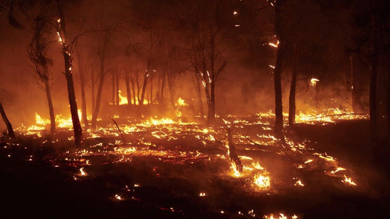 Incendio en Las Landas sigue activo pese a su estabilidad