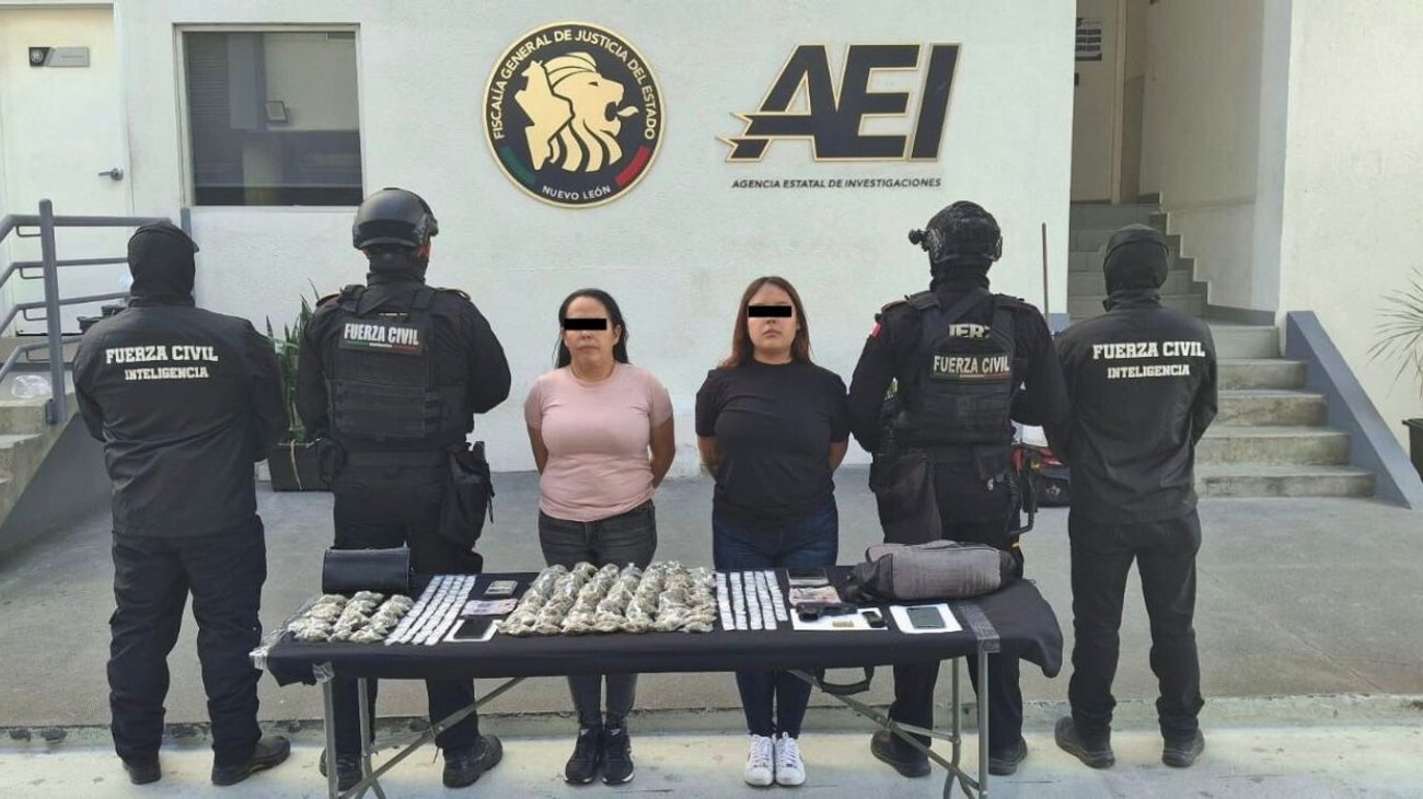 Detienen madre e hija con más de 200 dosis de droga en Monterrey