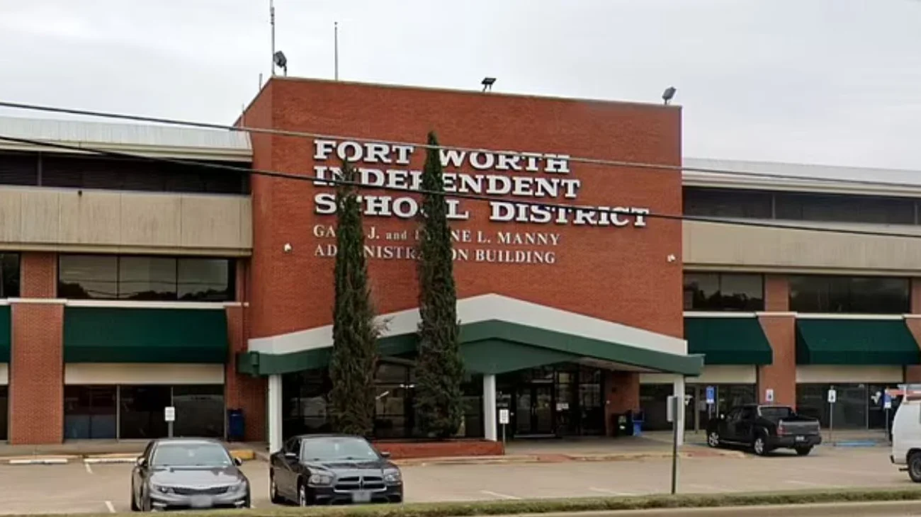 Maestro pide al ICE ir por sus estudiantes que no hablan inglés 