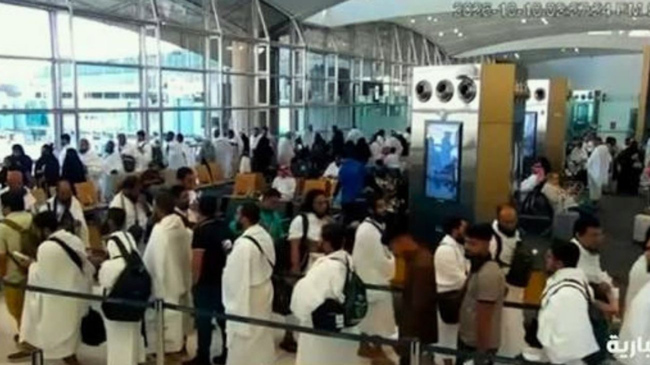 Hutíes afirman atacar aeropuerto Rey Khaled de Riad con misil