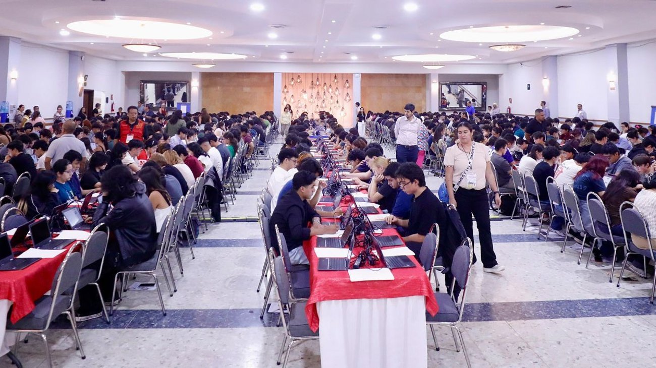 Aplica UNAM examen presencial tras irregularidades