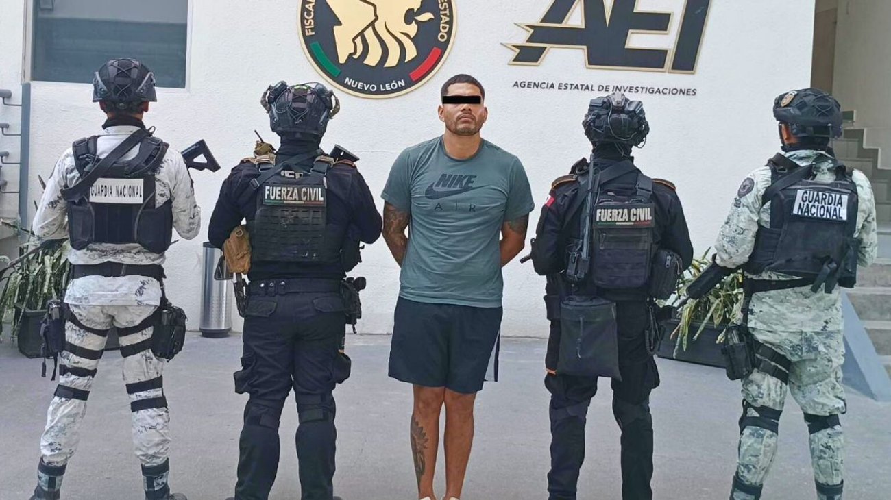 Detienen en Santa Catarina a hombre con orden de aprehensión