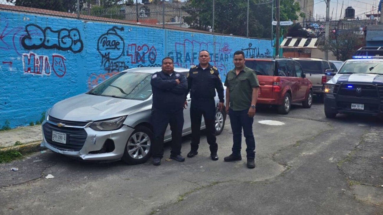 Policía de Escobedo recupera en CDMX auto robado mediante fraude