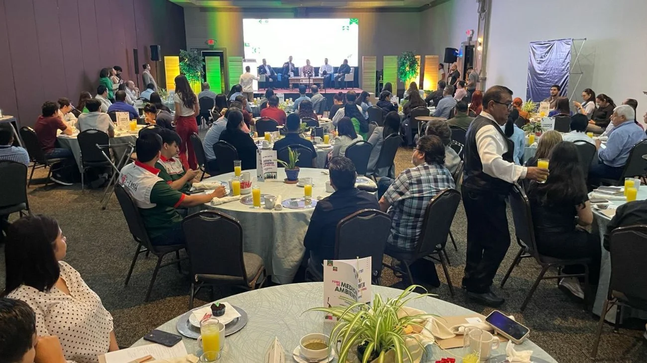 Reconocen deficiencias en recolección de basura en foro ambiental