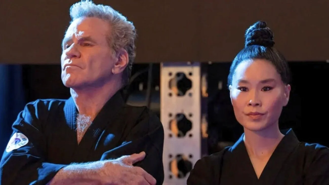 Echan a Martin Kove de convención por mordisco a Hannah-Kim