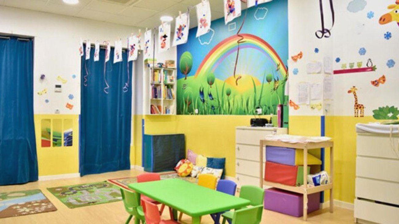 Multan a guardería por publicar fotos íntimas de menores en web
