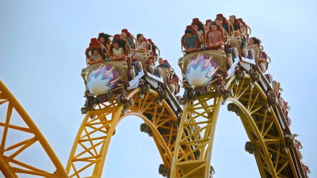 Muere un hombre tras bajar de la montaña rusa Stardust Racers 