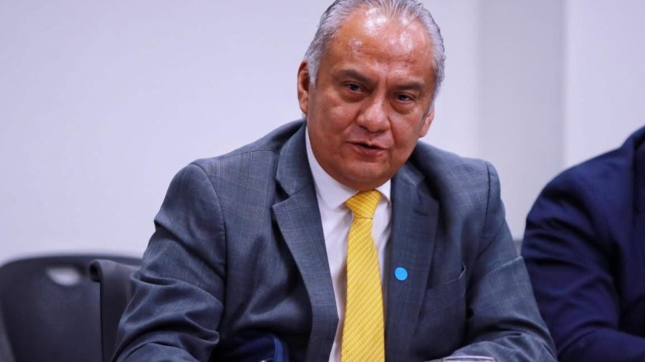 FECANACO aclara diferencias en decretos para autos usados