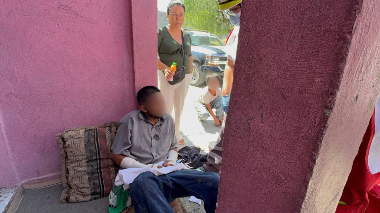 Detienen a sujeto tras agredir a un joven con un tubo