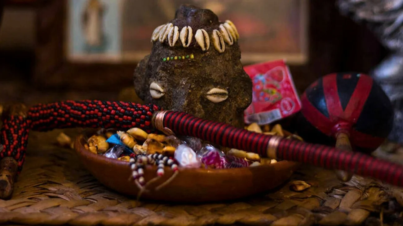 Hallan cuerpo de adolescente víctima de presunto ritual satánico