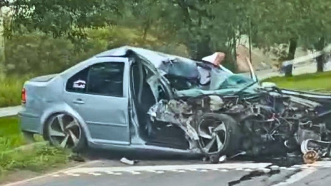 Choque en la Carretera Nacional deja vehículo destrozado