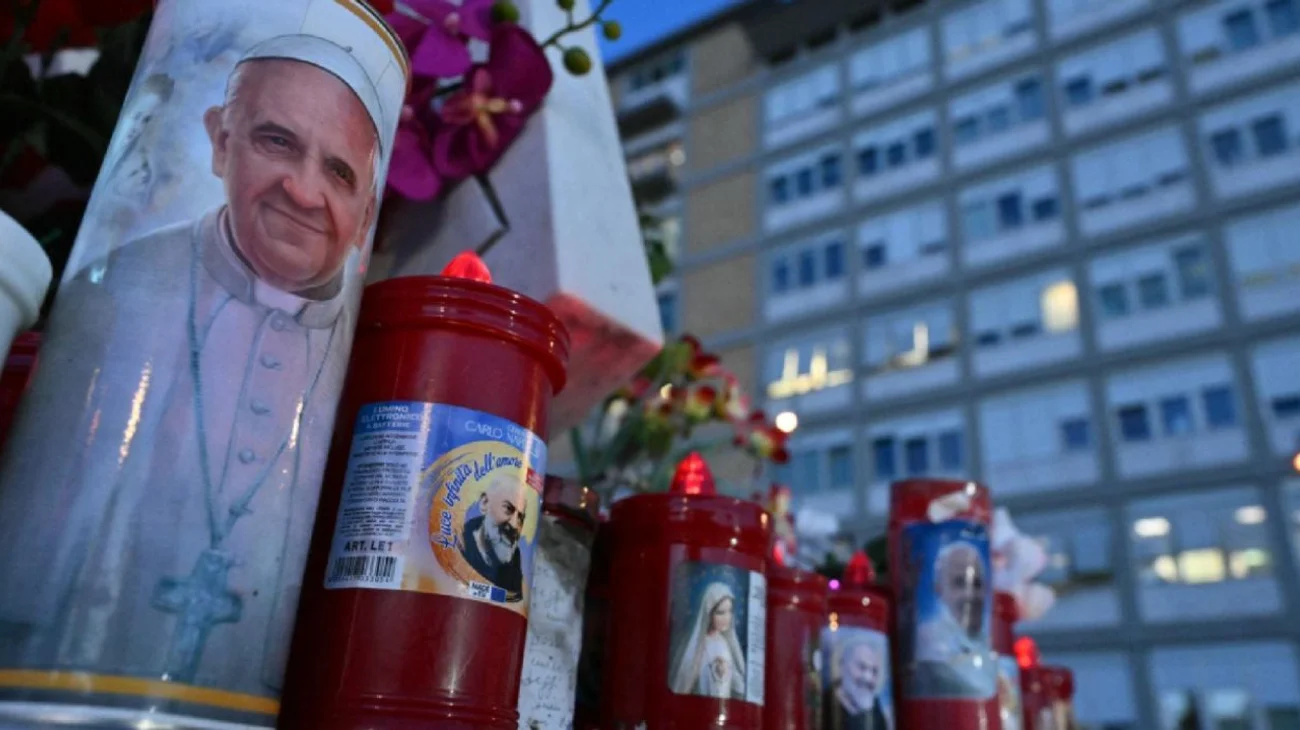 El Papa Francisco pasa buena noche y se mantiene estable