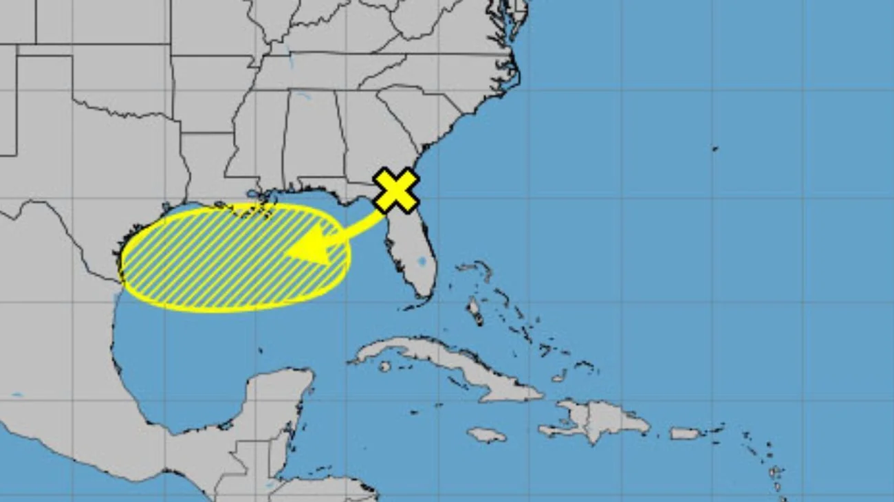 Monitorean posible formación de ciclón tropical en el Golfo
