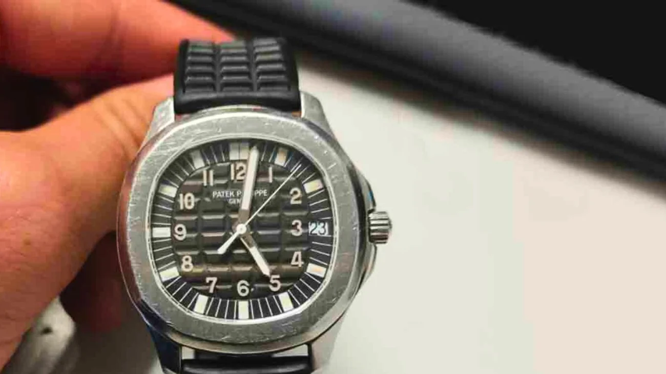 Roban reloj de $2 mdp, se les cae el celular y acaban detenidos