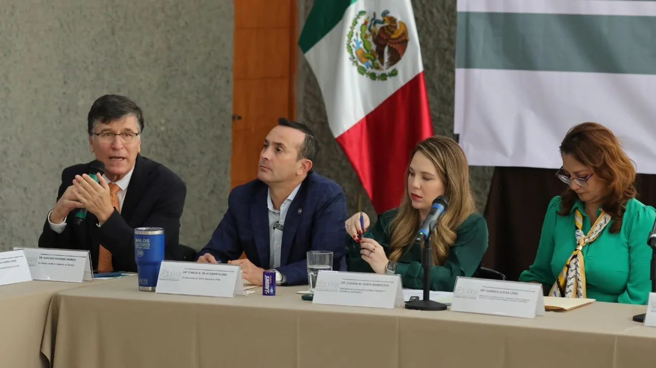 Realizan mesa de trabajo de medio ambiente en Congreso