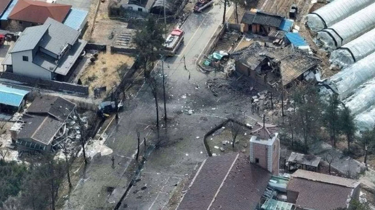 Seúl suspende vuelos y reporta 14 heridos más tras bombardeo