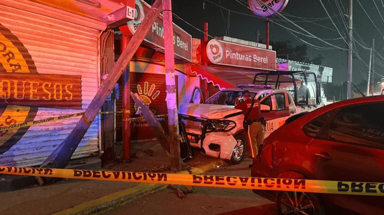 Patrulla de Guardia Estatal se estrella en centro de Altamira
