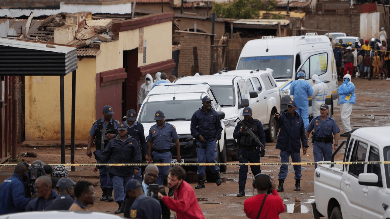 Tiroteo en bar deja 10 muertos y 10 heridos en Sudáfrica